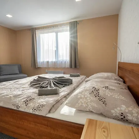 Janka + Camp Appartement *