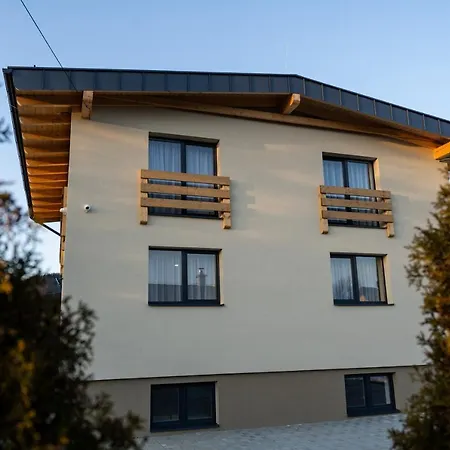 Janka + Camp Bešeňová