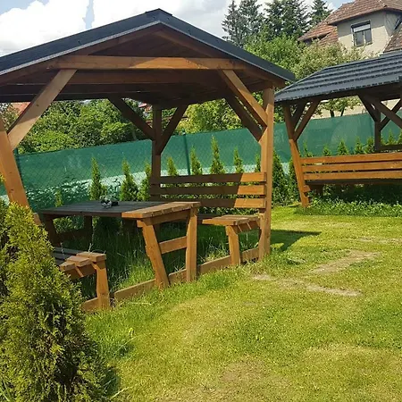 Janka + Camp Apartment Bešeňová