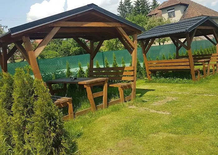 Janka + Camp Apartment Bešeňová